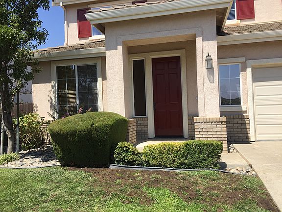 2nd image of 2297 Hampshire Dr