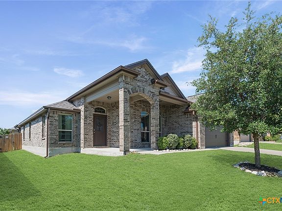 2nd image of 8807 Hidden Oaks Dr