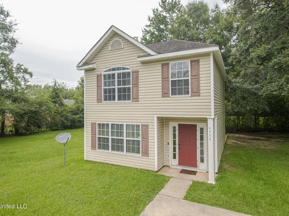 4304 Stauter St, Moss Point, MS 39563