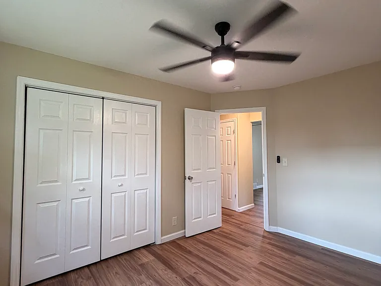 2313 Brown St — Photo 11