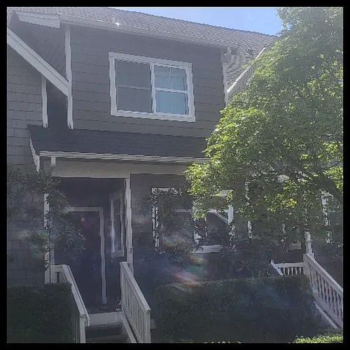 2379 NE Park Dr Photo 1