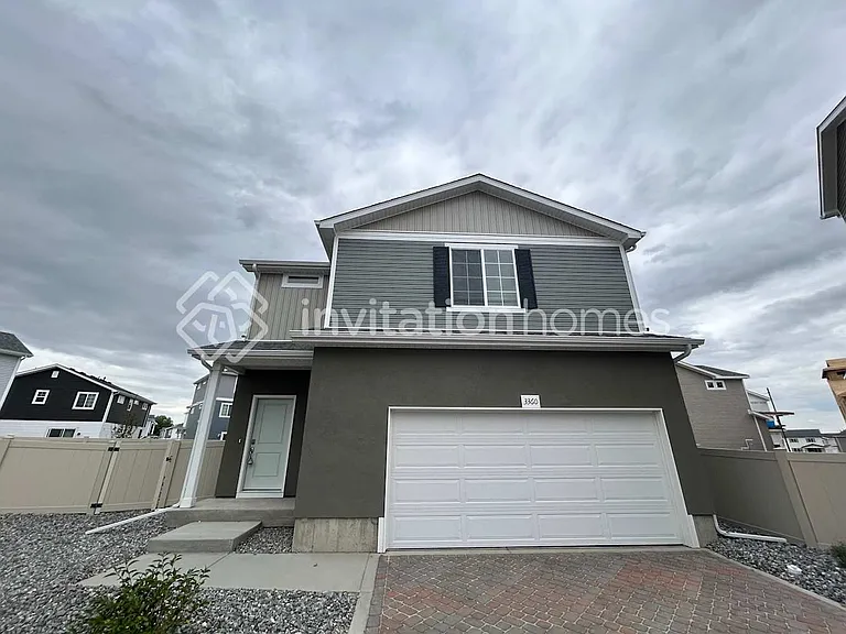 3360 Pearwood Dr — Photo 1
