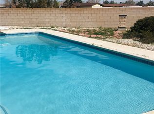 13481 Lakota Rd, Apple Valley, CA 92308