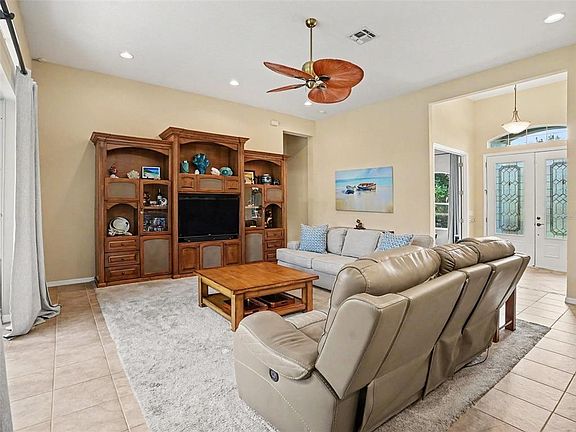 2nd image of 2722 KNIGHTSBRIDGE ROAD
