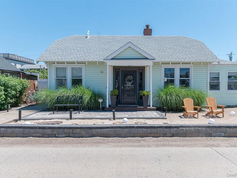 1st image of 12 Surfview Walk