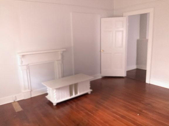 2nd image of 7518 Oak St