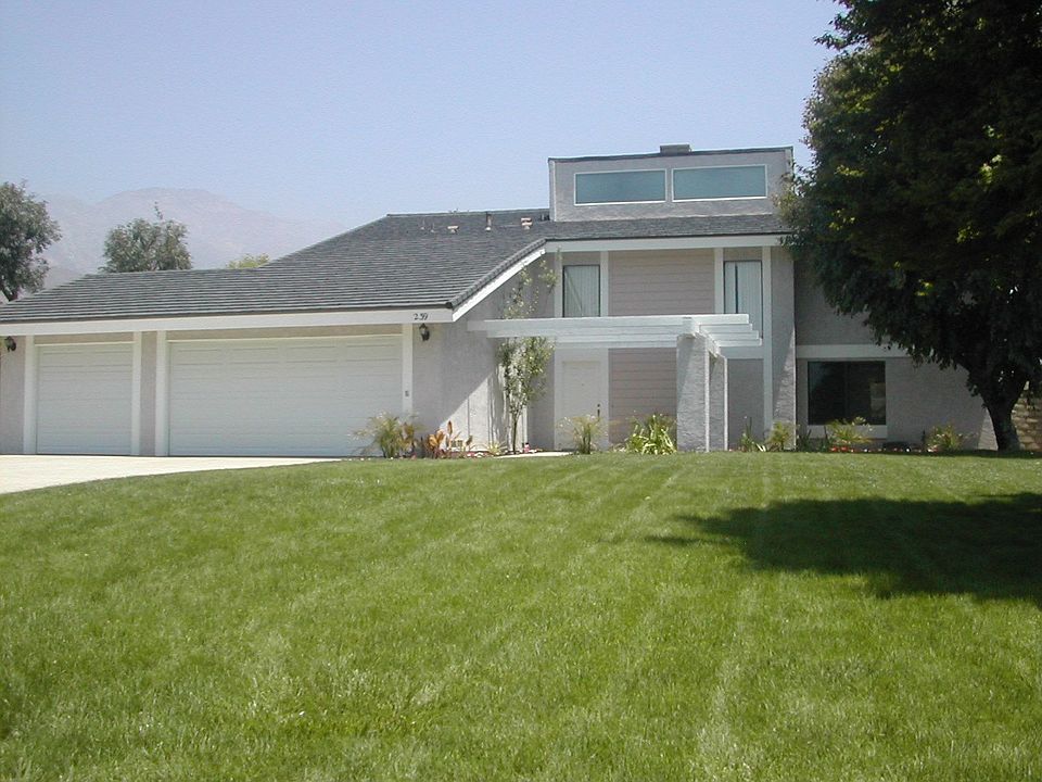 Valencia School Boundaries