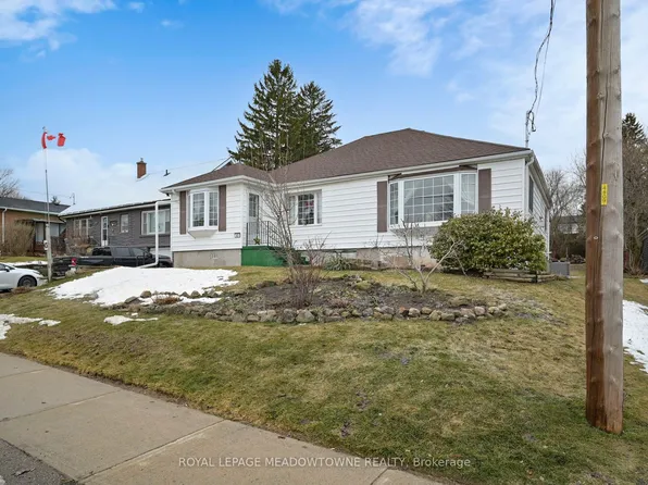 43 Cobblehill Rd, Halton Hills, ON L7J 1P1