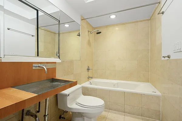 Rented by Compass | media 28