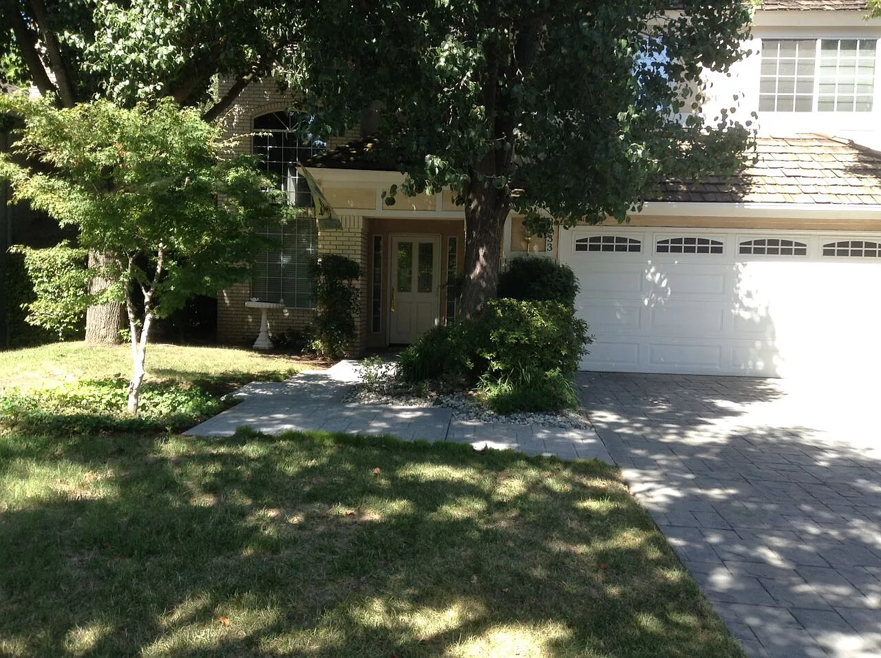 2333 Dawson Cove Ln S photo 1