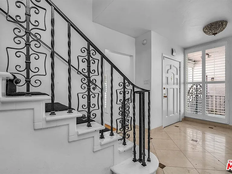 325 El Camino Dr — Photo 21