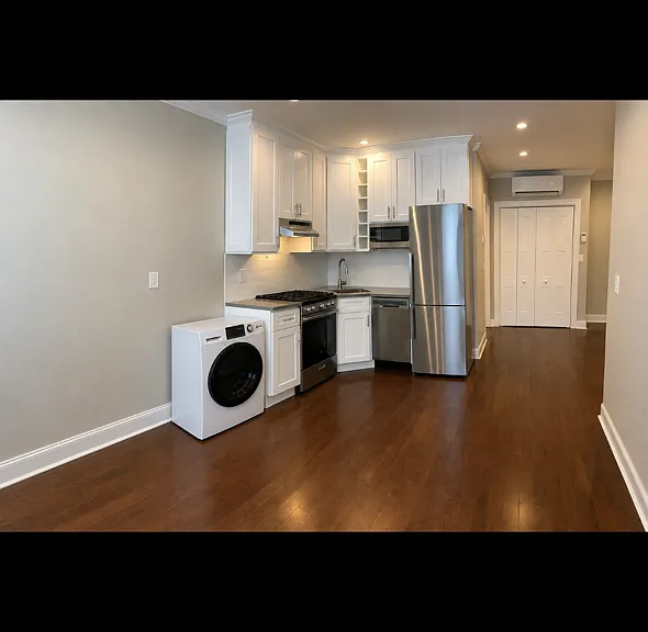 98-10 Metropolitan Ave #2F — Photo 1