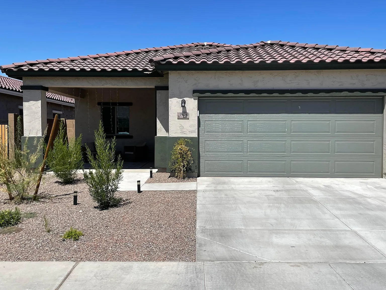 4 bed, 2.0 bath, 1596 sqft, $3,400 — Photo 1