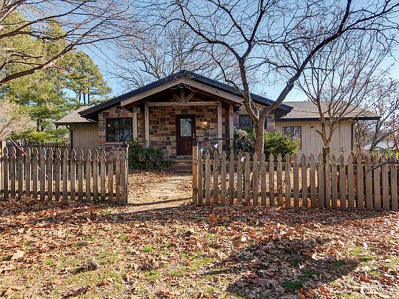 2nd image of 1044 Andrews Road