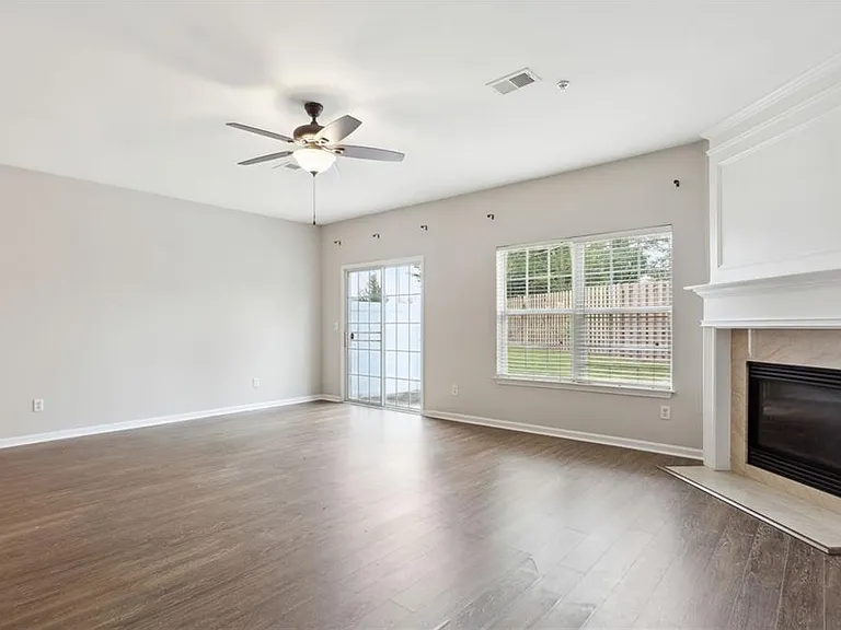 372 Azalea Cir — Photo 13