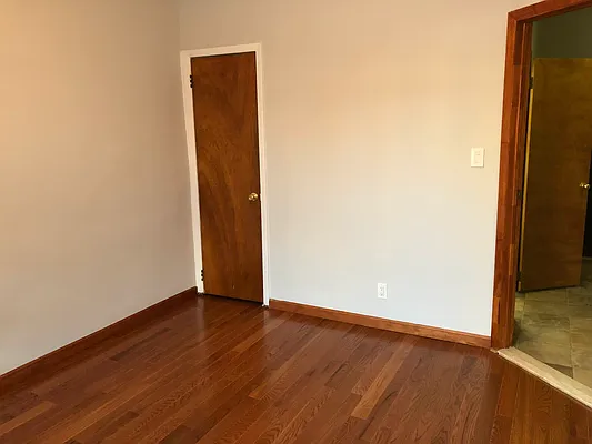 Rented by Signature Spaces NYC Corp | media 21