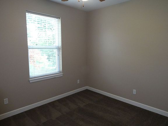 4th image of 201 S College Ave #203