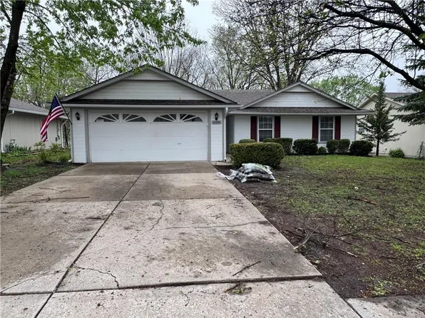 1608 N Lazy Branch Rd, Independence, MO 64058