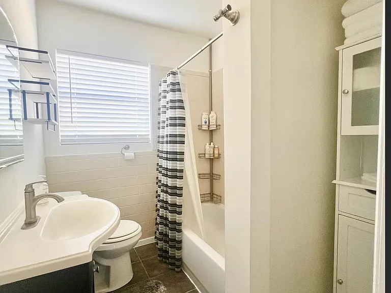 1601 Clifford Ave — Photo 10