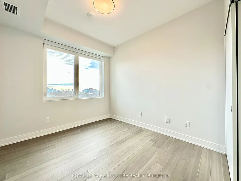 664 Spadina Ave #701 — Photo 19