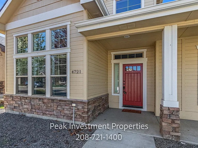 4721 S Silvermaple Ave — Photo 10
