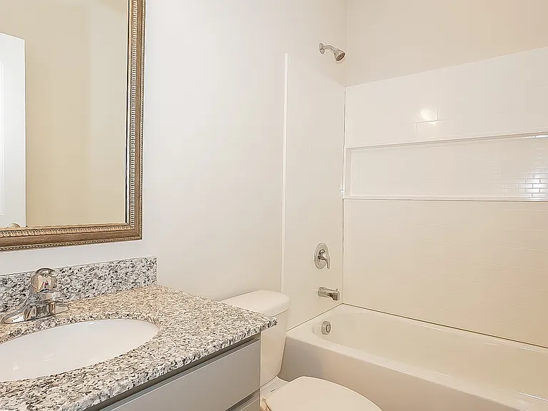 360 Bainbridge Dr — Photo 14