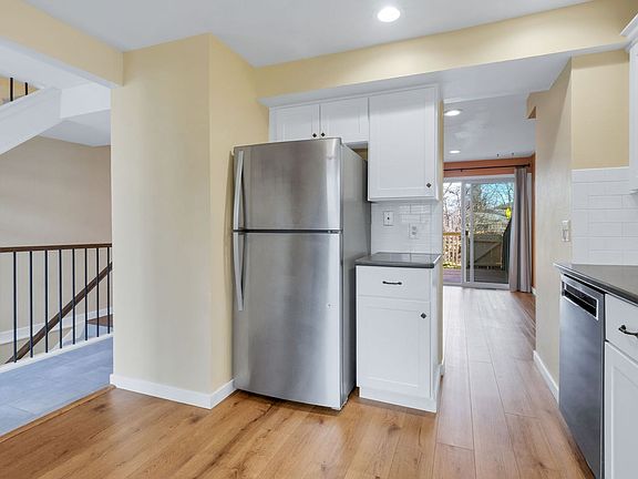 4th image of 1195 Bear Mountain Dr APT C