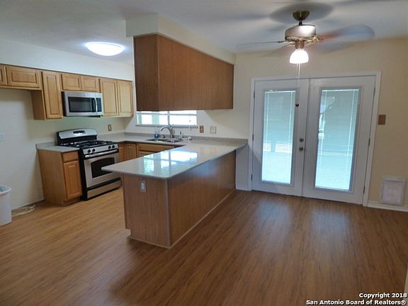 4th image of 7518 Valley Oak St