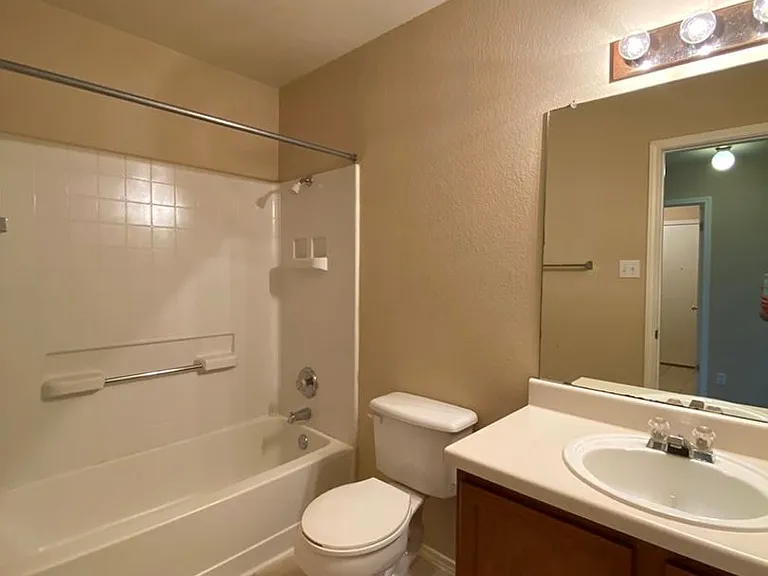 218 Jennifer Ln — Photo 26