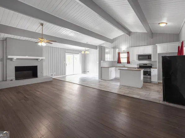 3863 Grist Ml, Douglasville, GA 30135