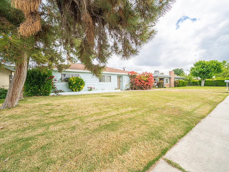 3520 Planz Rd — Photo 40