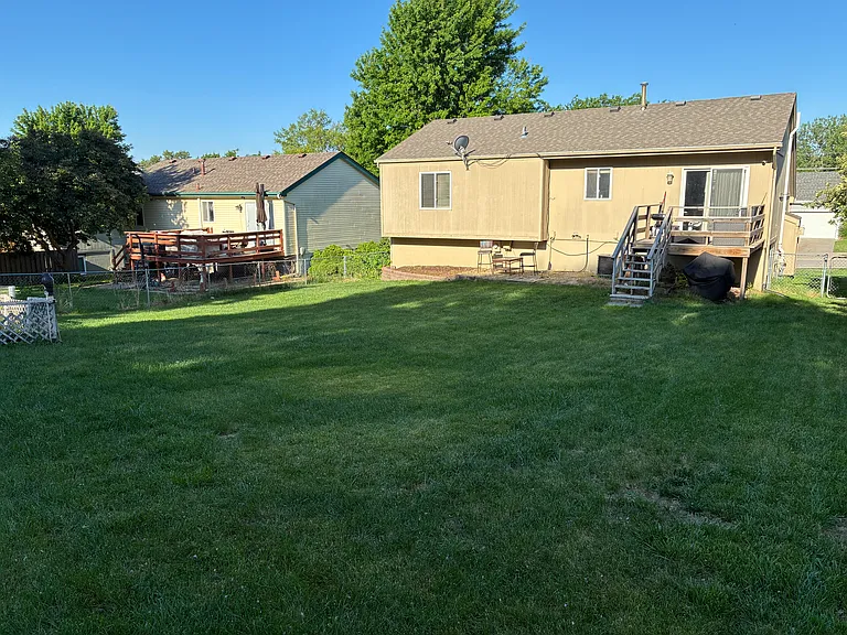 6401 S 167th Ave — Photo 32