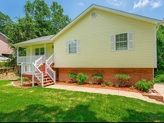 3rd image of 5316 Village Garden Dr