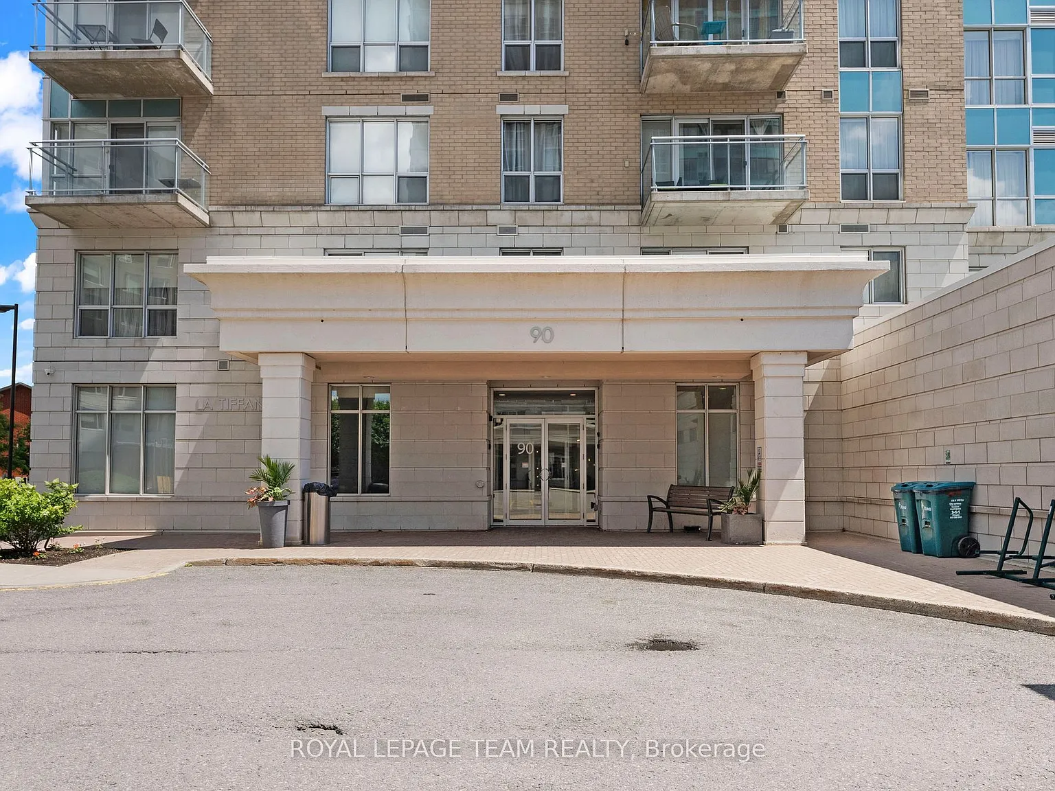 1 bed, $2,300 — Photo 3