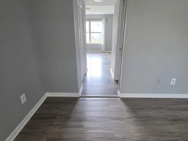 6569 China Grove Ct — Photo 2