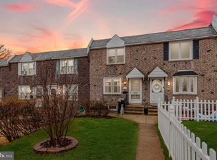 5157 Whitehall Dr, Clifton Heights, PA 19018
