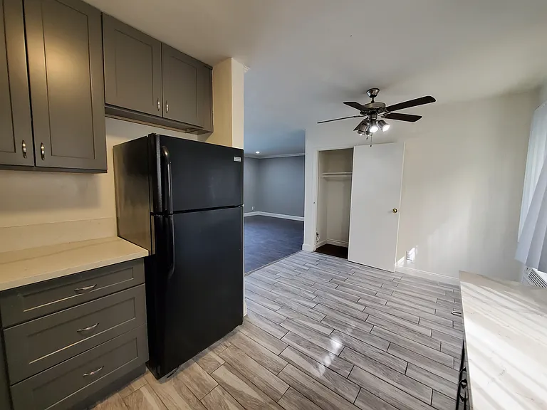 1600 N Bronson Ave — Photo 11