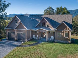 4094 Country Club Rd, Troutville, VA 24175