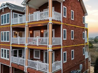 904 S Bay Club Dr UNIT 2, Manteo, NC 27954