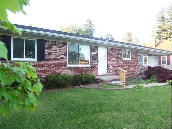 1st image of 31544 Block St