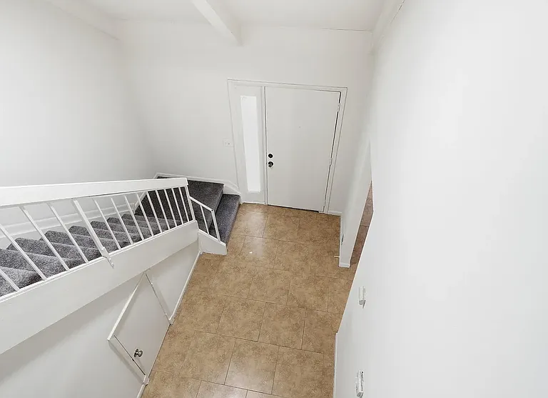 307 Cutty Ct — Photo 21