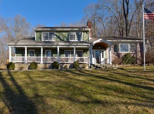 9 Lake Dr, Somers, NY 10589