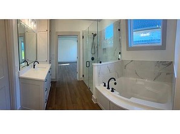 104 Hydrangea Hts #1