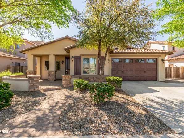 2665 E DONATO Drive, Gilbert, AZ 85298