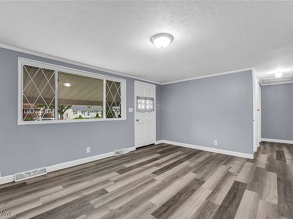 5th image of 6335 Delores Blvd