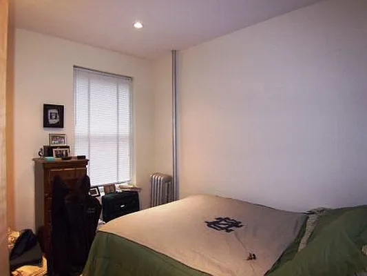 Rented by Friedman Roth Realty | media 28