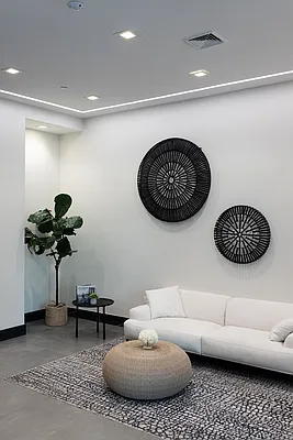 Rented by The Agency | media 17