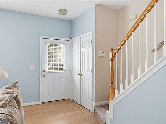 3rd image of 1858 Stancrest Trce NW
