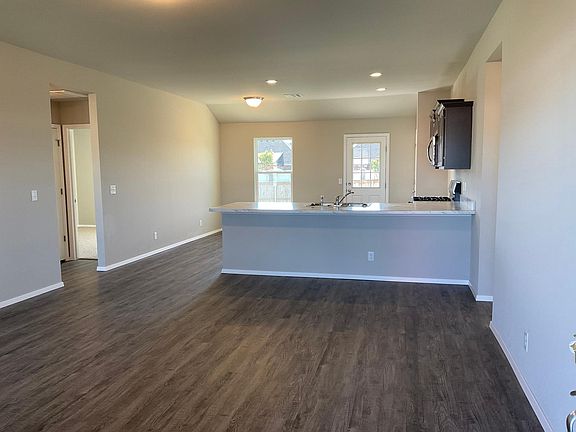 2nd image of 2025 S 14th St