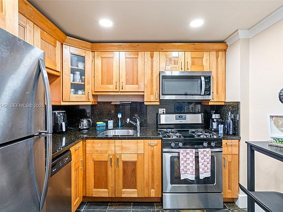 4th image of 13120 SW 92nd Ave #B-313